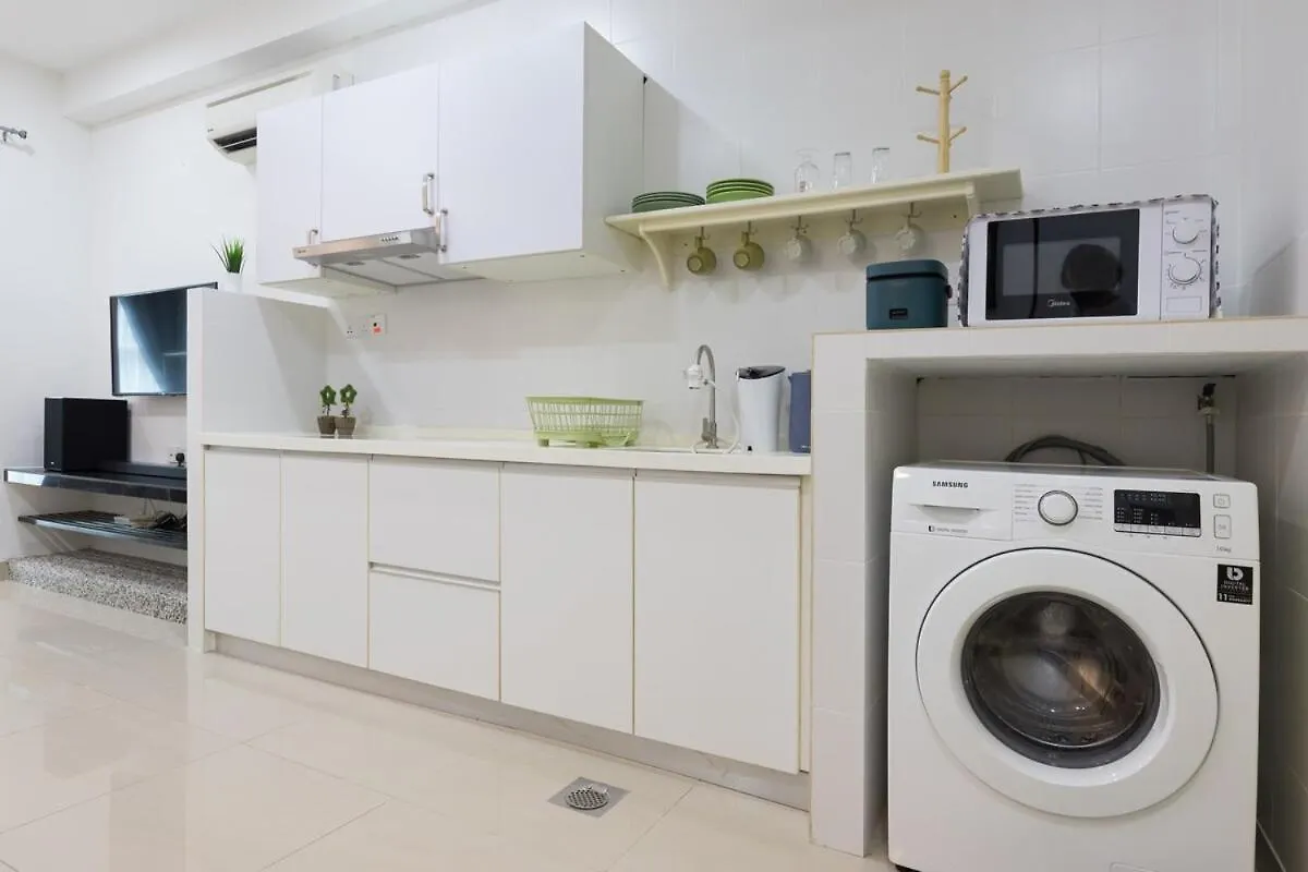 Ss15 Courtyard Subang Jaya Sunway European Designer Suite Netflix 100M To Lrt #23 Malaysia